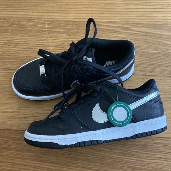 New Nike Dunk Low NBA 75th Anniversary Spurs Kids (GS) Black Leather Size 3.5Y